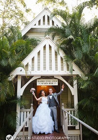 wedding celebrant brisbane